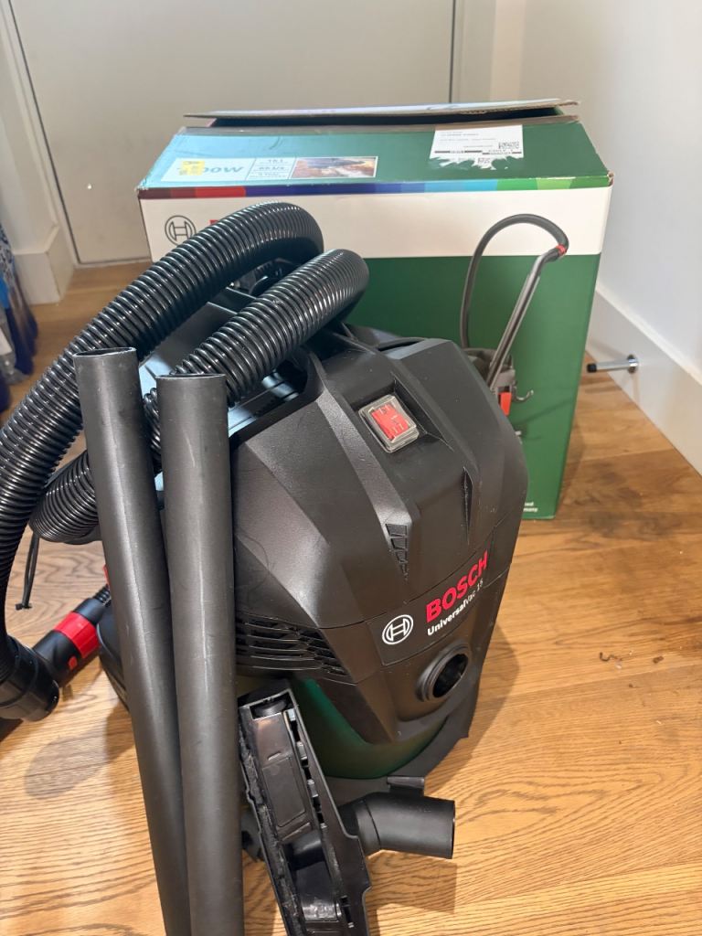 Bosch UniversalVac 15 Wet & Dry Vacuum Cleaner – 1000W