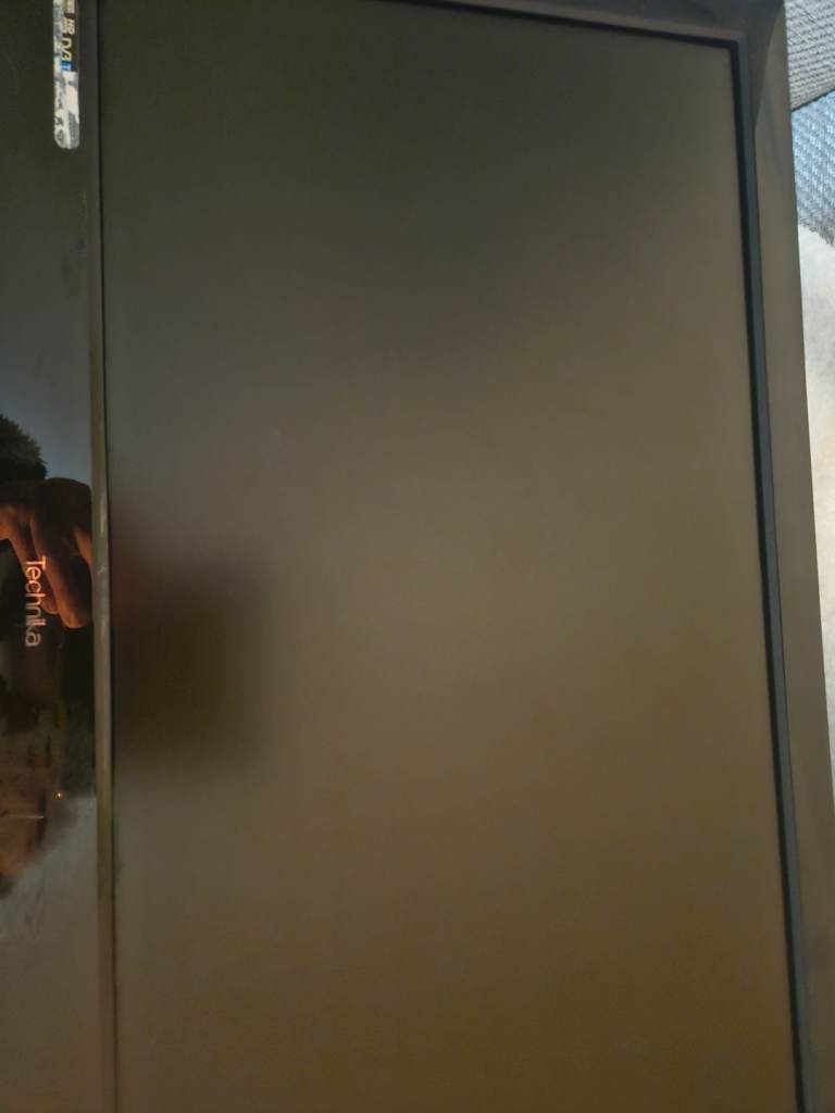 21" Smart tv for sale Technika make 