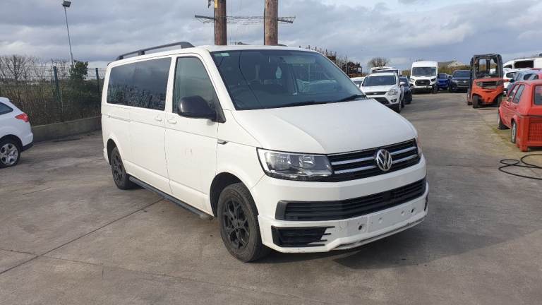 **For breaking** Vw Transporter Caravelle, 2.0 Tdi diesel 5 speed (2019).
