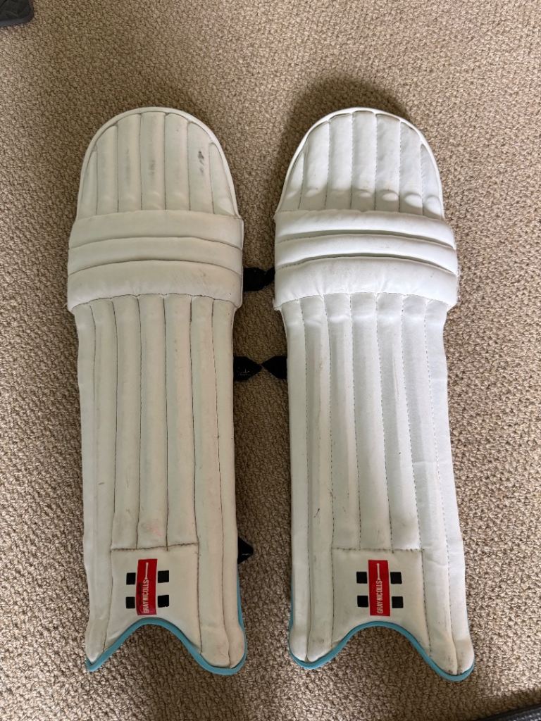 Gray Nicolls junior cricket pads