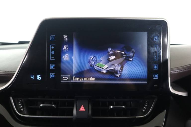 2017 Toyota C-HR 1.8 VVT-h Excel SUV 5dr Petrol Hybrid CVT Euro 6 (s/s) (122 ps) HATCHBACK PETROL...