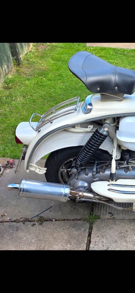 Lambretta M.B.D   exhaust 125.150.200 ect 
