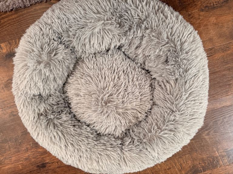 Small dog bed 