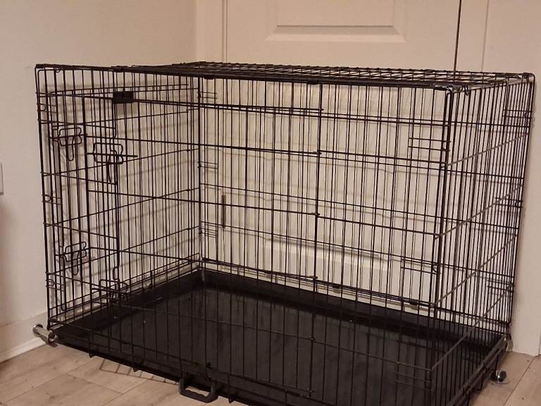 Large double entry dog crate