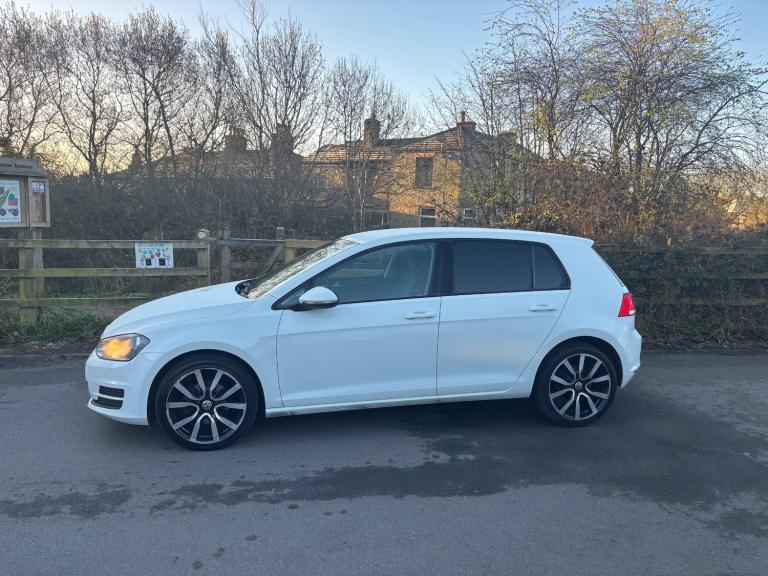 2013 Volkswagen Golf 1.6 TDI 105 SE 5dr HATCHBACK Diesel Manual