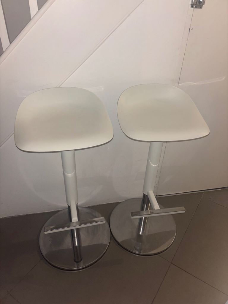 IKEA BAR STOOLS