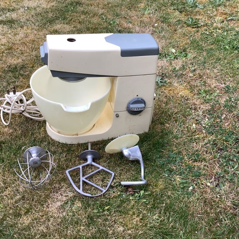KENWOOD CHEF FOOD MIXER