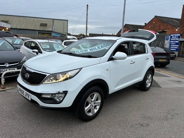 2015 Kia Sportage 1.6 GDi EcoDynamics 1 SUV 5dr Petrol Manual 2WD Euro 6 (s/s) (133 bhp) ESTATE P...
