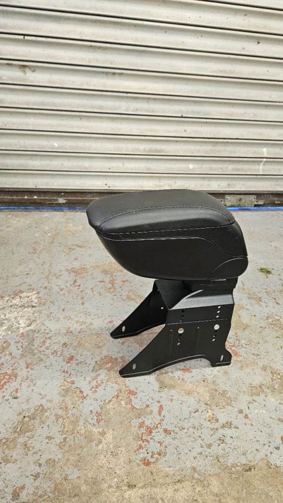 Peugeot 107 middle arm rest - New