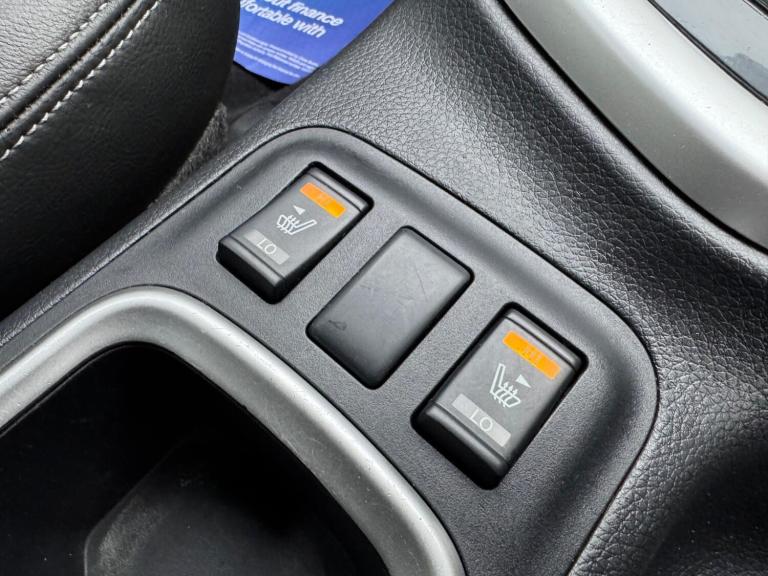 2020 Nissan Navara 2.3 dCi Tekna Auto 4WD Euro 6 4dr PICK UP Diesel Automatic