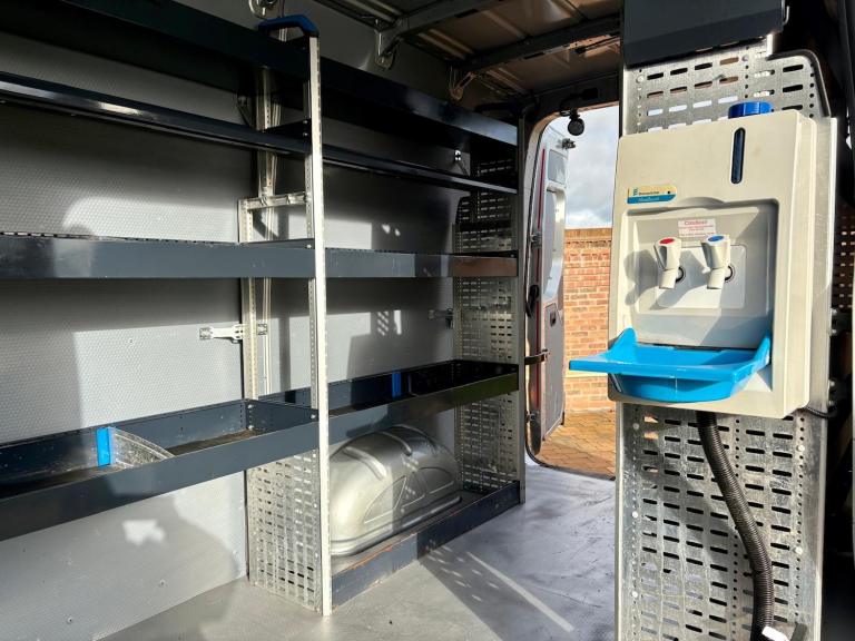 2021 Volkswagen Crafter 2.0 TDI 140PS Trendline Mwb Van ***Automatic / Workshop Van*** PANEL VAN ...