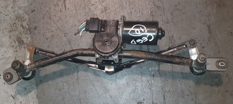 Kia Ceed Front Wiper Motor And Linkage 2010