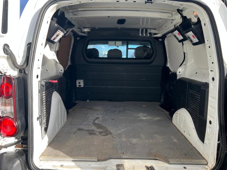 2016 Peugeot Partner 850 SE 1.6 BlueHDi 100 Van [non Start Stop] PANEL VAN Diesel Manual