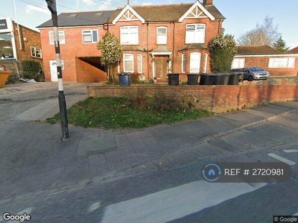 Studio flat in London Road, Chalfont St. Giles, HP8 (#2720981)