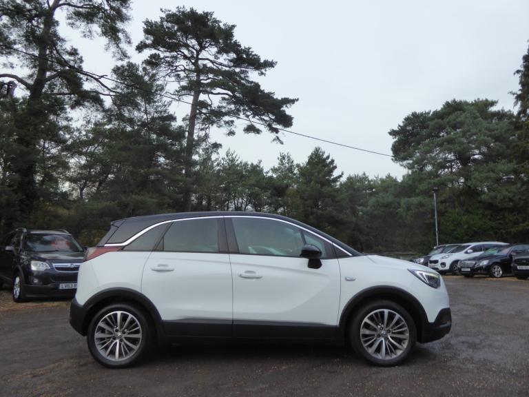 VAUXHALL CROSSLAND X 1.2 SRi Nav 2020