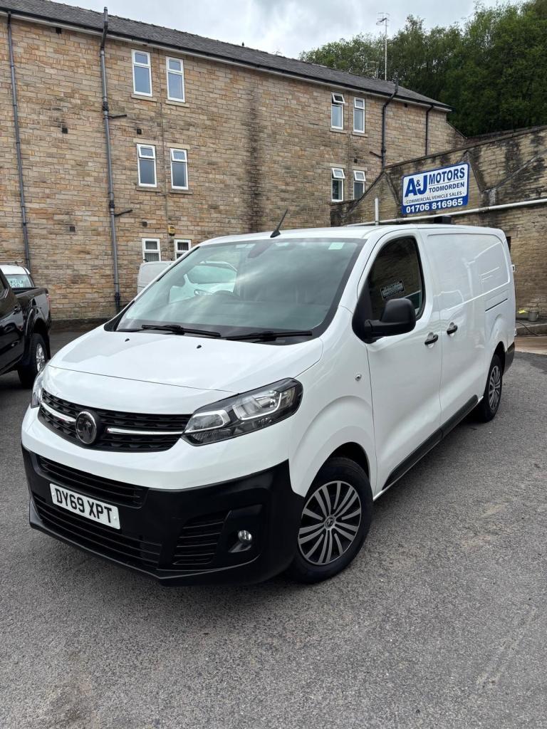 2019 Vauxhall Vivaro 2900 1.5d 100PS Dynamic S/S H1 Long Wheel Base Van PANEL VAN Diesel Manual