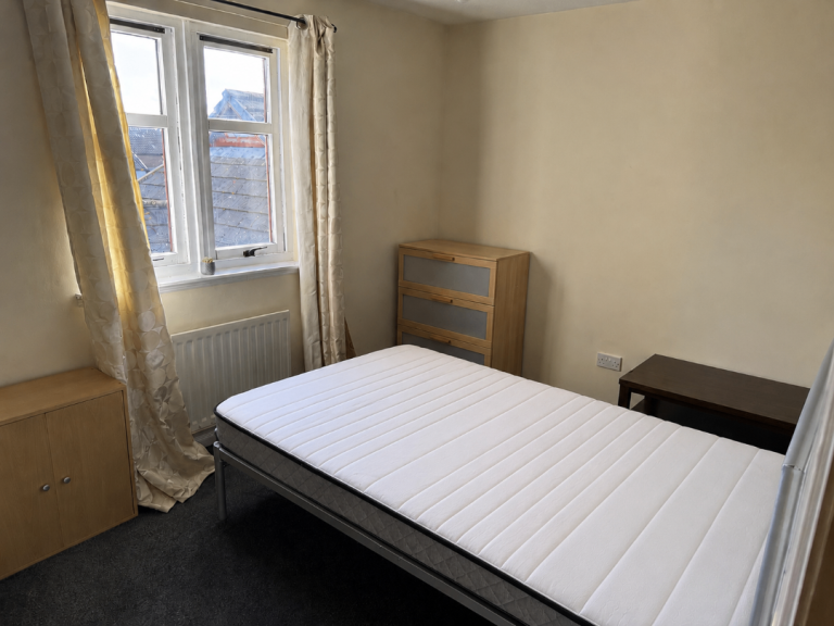 🏠 Double Room | Leith, Edinburgh | EH6 8DR