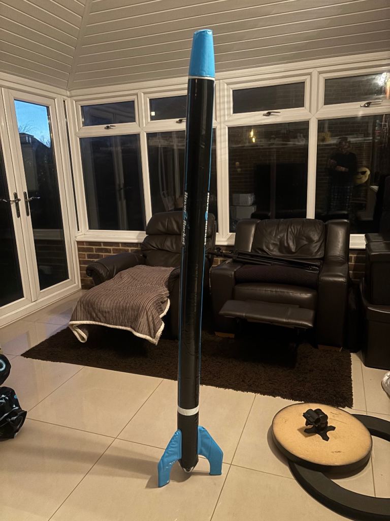 Inflatable hover rocket