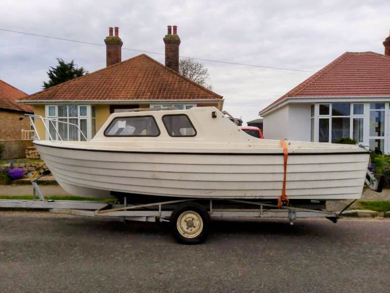 Cabin boat, mayland 18