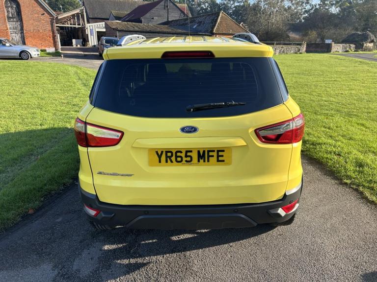 FORD ECOSPORT 1.5 Zetec 2015