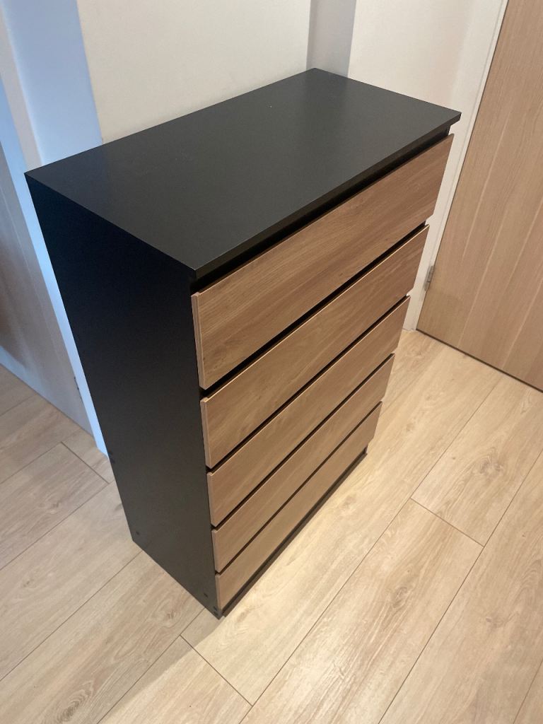 Modern Chest of Drawers with 5 Drawers – Black and Wood Tone