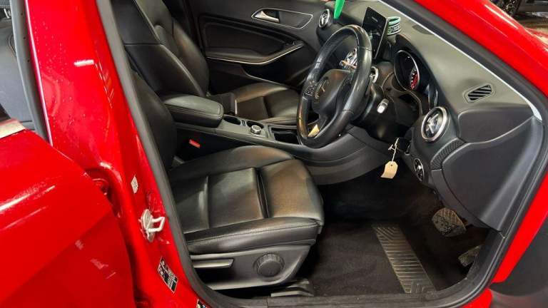 2018 Mercedes-Benz A-Class A180d Sport Premium 5dr Auto HATCHBACK DIESEL Automatic