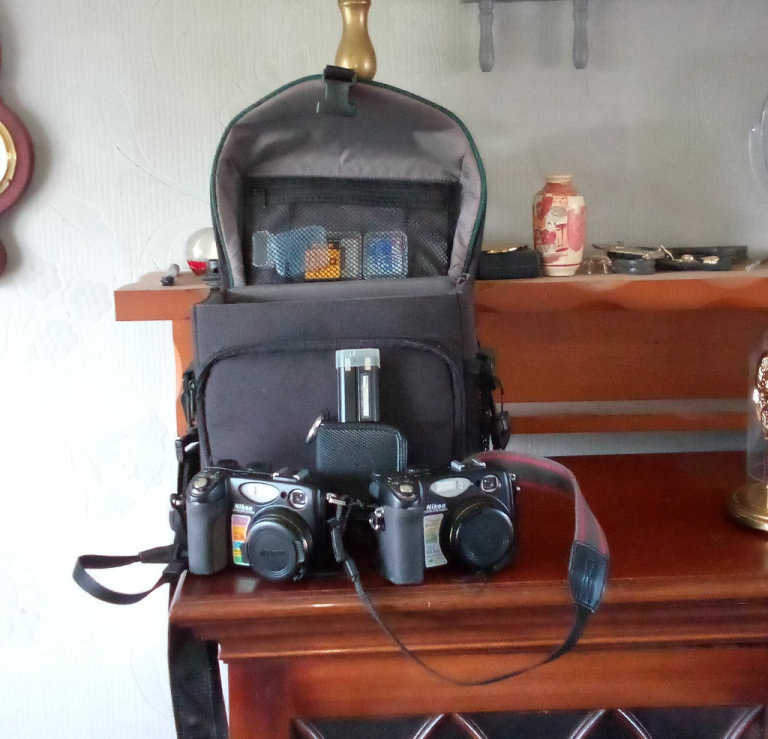 2 X Nikon COOLPIX 5400 5.1MP Digital Cameras - with lots of extras