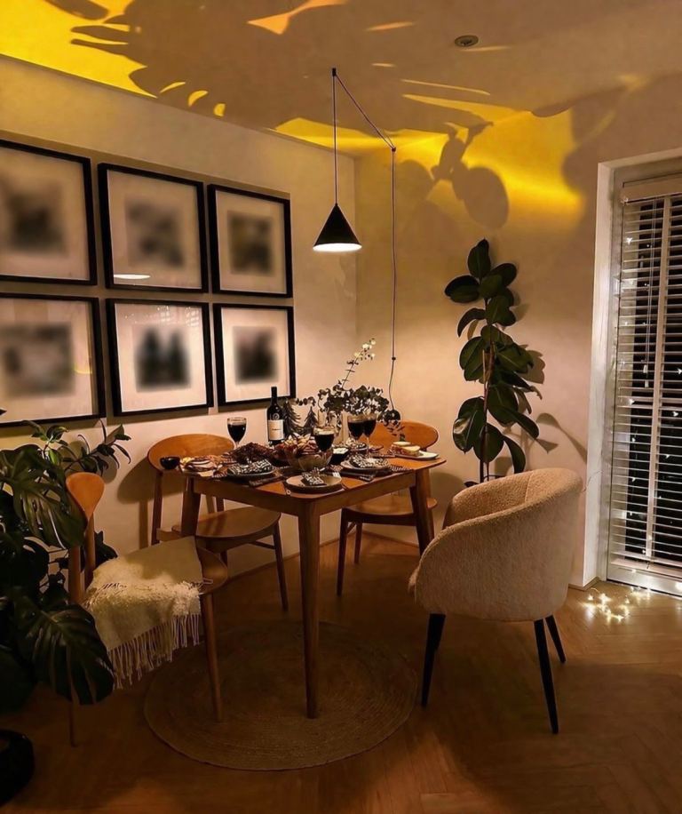 Vintage Dining Set – Solid Wood, Ercol Style, mid-century