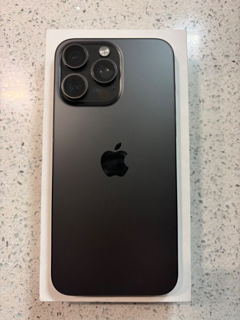 Apple iPhone 15 Pro Max – Black, As Good As New
