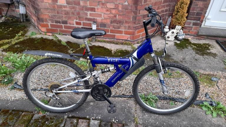 image for APOLLO 24 JUNIOR BIKE.(Ages 8-12y)