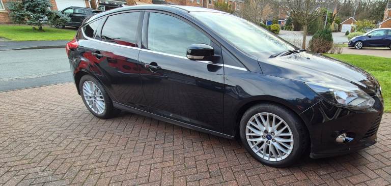 Ford, FOCUS, Hatchback, 2012, Manual, 1560 (cc), 5 doors