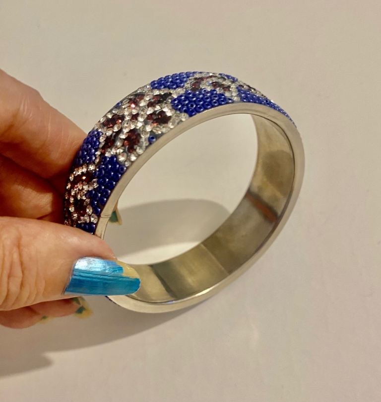 Sparkly Blue and Silver Bangle Bracelet – Good Condition