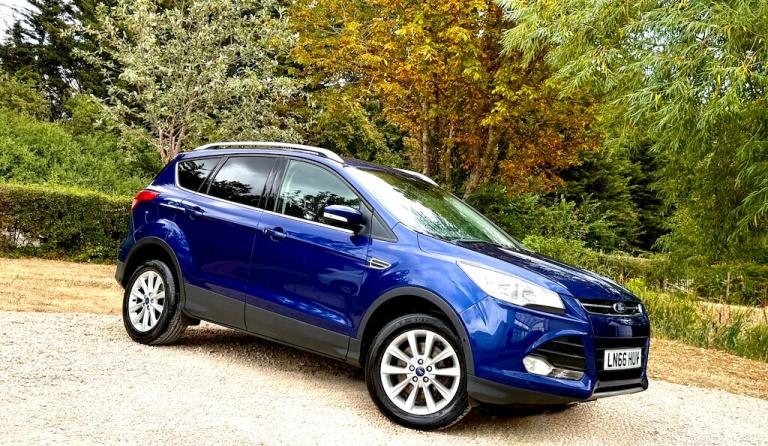 2016 Ford Kuga 2.0 TDCi Titanium SUV 5dr Diesel Manual AWD Euro 6 (s/s) (180 ps) SUV Diesel Manual