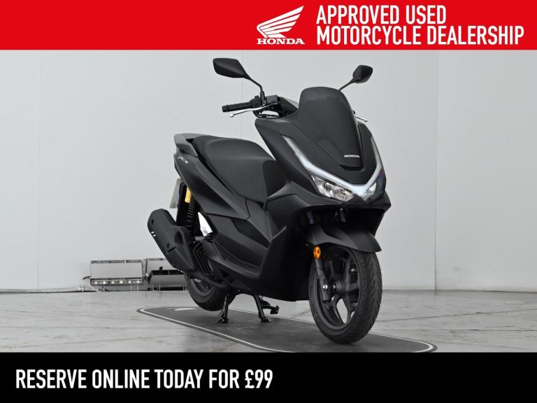 2026 Honda PCX125 125 DX Scooter Petrol CVT V-Belt Euro 5 (12 ps) Scooter Petrol Automatic