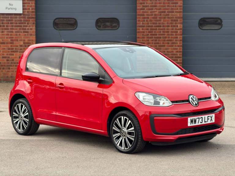 Volkswagen Up 1.0 65PS Black Edition 5dr Petrol