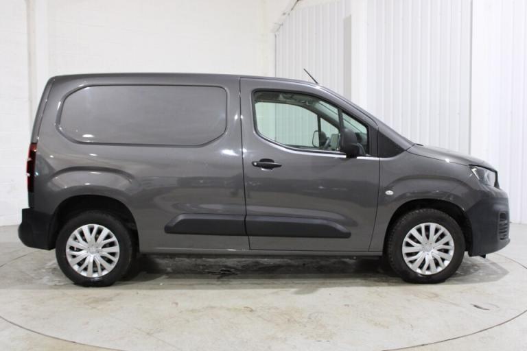 2021 Peugeot Partner 1000 1.5 BlueHDi 100 Professional Van PANEL VAN DIESEL Manual