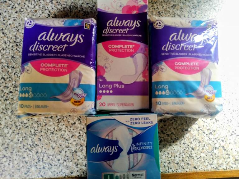 ALWAYS DISCREET PADS x 2 & ALWAYS LINERS x1 & ALWAYS ZERO LEAKS Infinity Flex Protect x 1