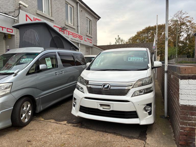 2013 Toyota Vellfire Z 2.4 petrol auto 7 seater low miles  air con  alloy