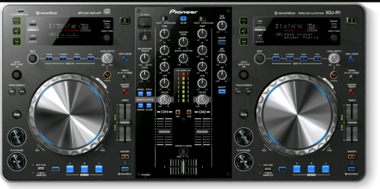 Pioneer XDJ-R1 DJ wireless DJ system and S-DJ50X Speakers Disco 