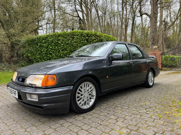 FORD SIERRA SAPPHIRE RS Cosworth 4dr 