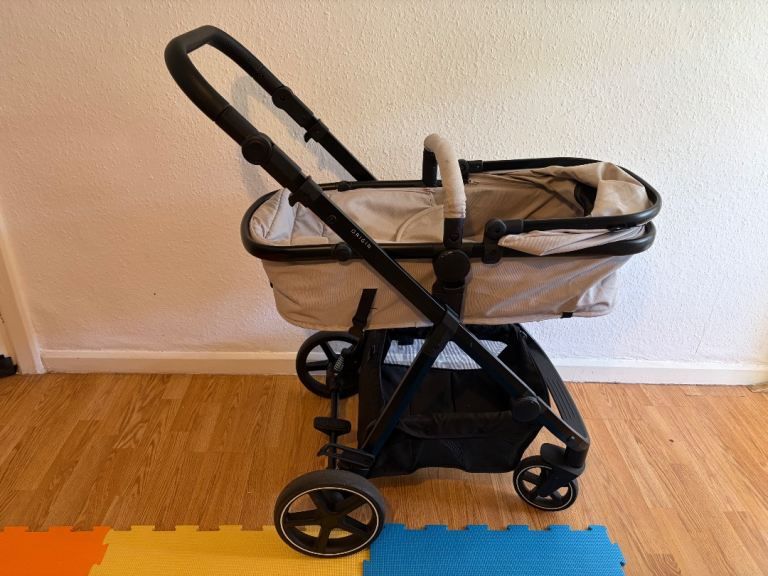 SMYTHS PUSHCHAIR 
