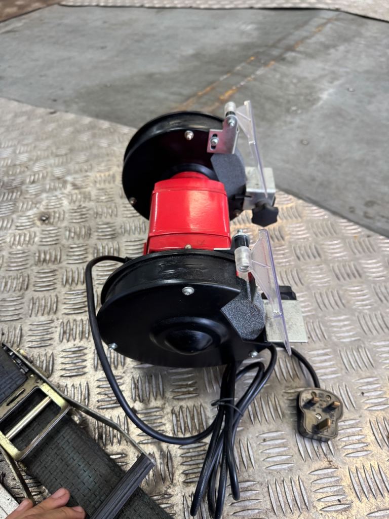 Parkside bench grinder like new