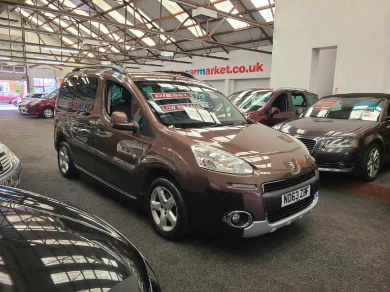2014 Peugeot Partner Tepee 1.6 HDi Diesel 92 'Outdoor' MPV Diesel Manual