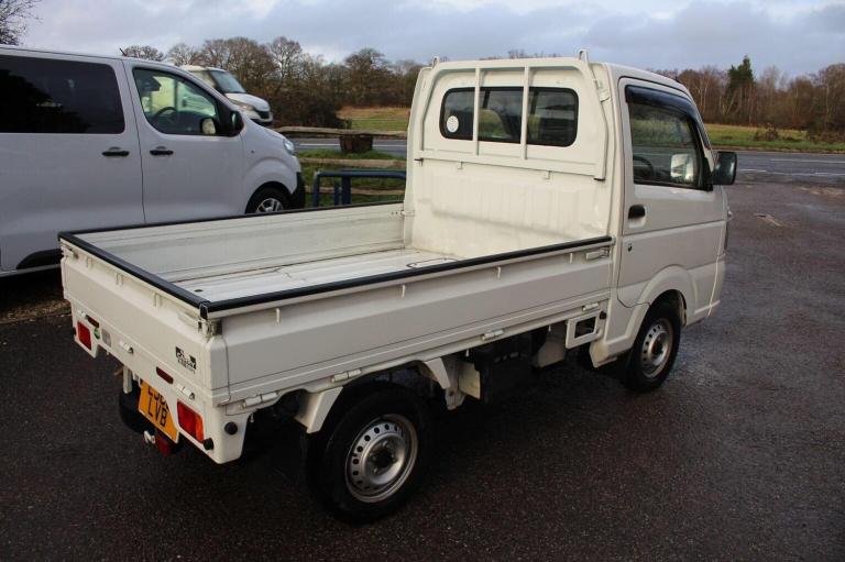 SUZUKI CARRY PICK UP 2015