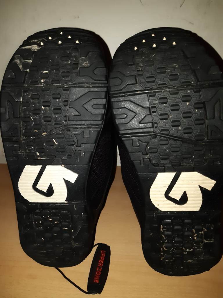 Burton Moto Speedlace sz 9uk Snowboard boots