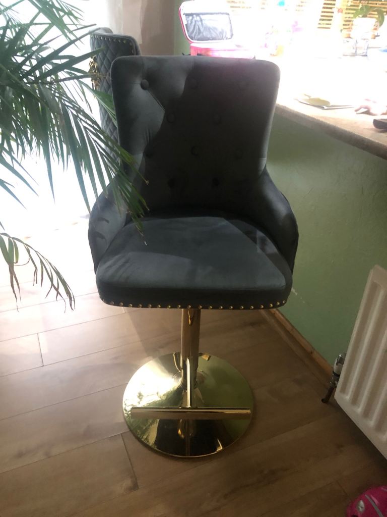  Bar chairs