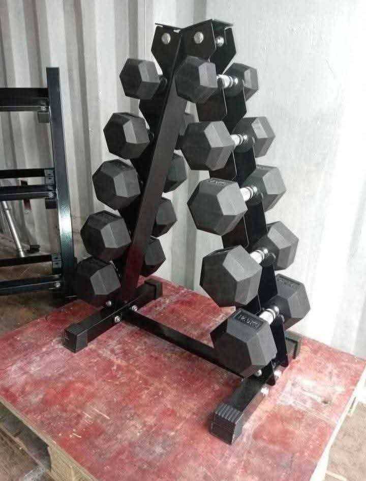 5 Tier Pyramid Dumbbell storage rack with 5 pairs of Hex Dumbbells. 2.5kg, 5kg, 7.5kg, 10kg, 12.5kg 