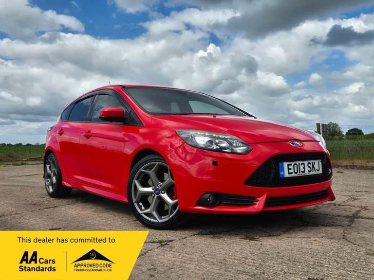 2013 Ford Focus 2.0T EcoBoost ST-3 Euro 5 (s/s) 5dr HATCHBACK Petrol Manual