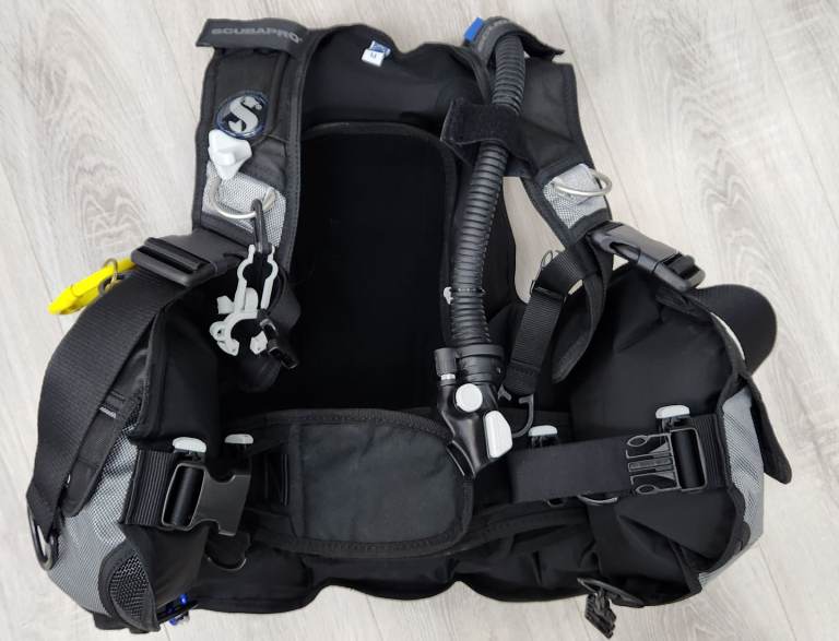 image for Scubapro Glide 1000 BCD Size Medium