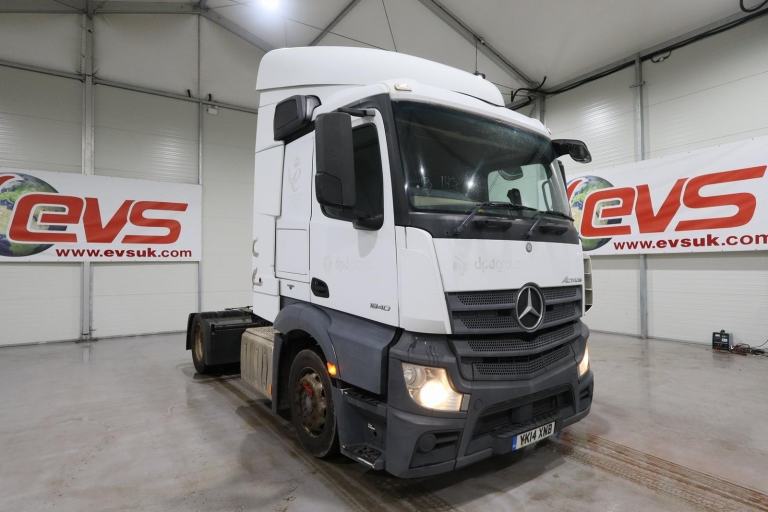 2014 (14 PLATE) Mercedes Benz Actros 1840 4x2 Euro 6 Tractor Units